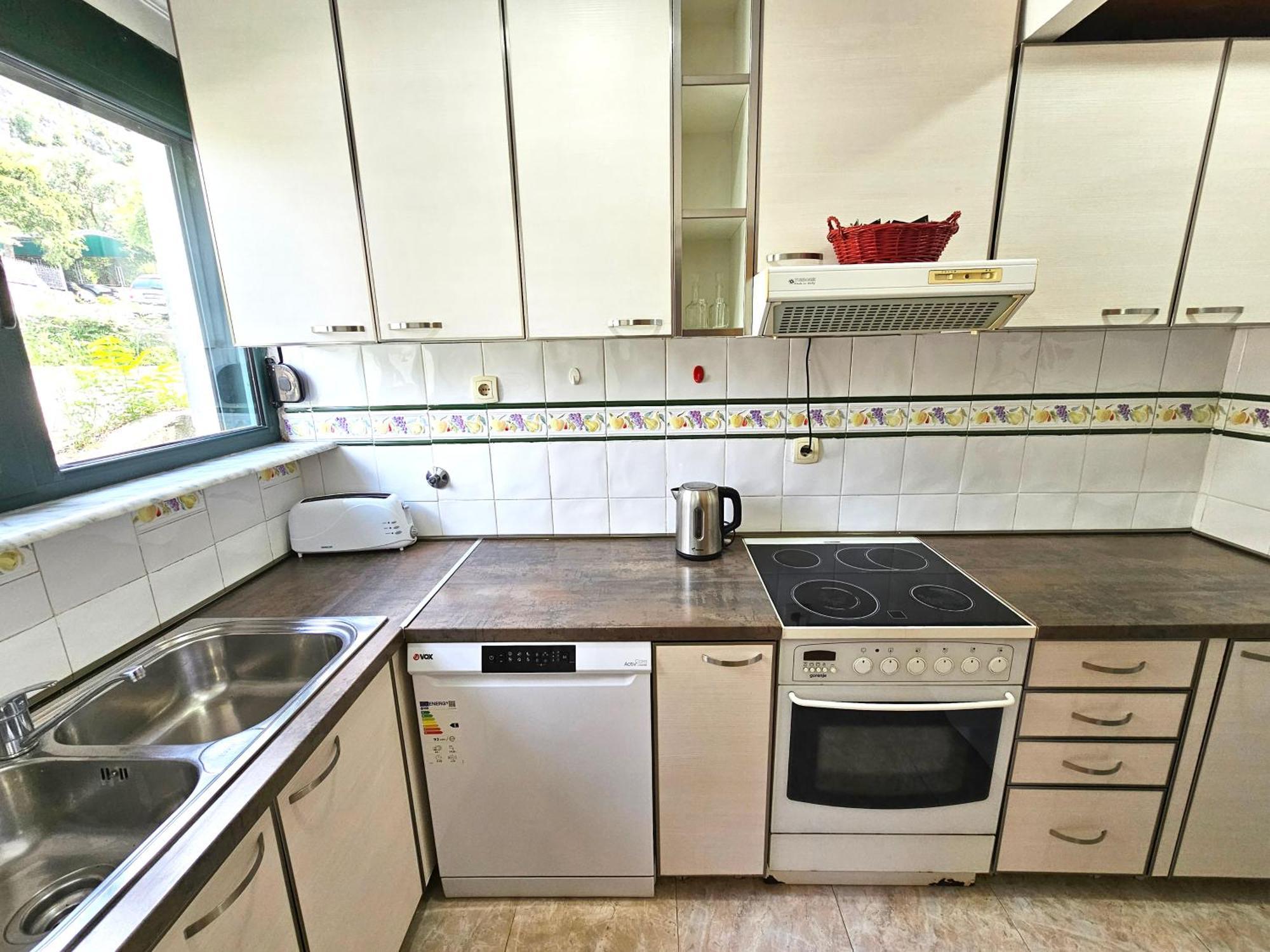 Apartment Luka Kotor Luaran gambar
