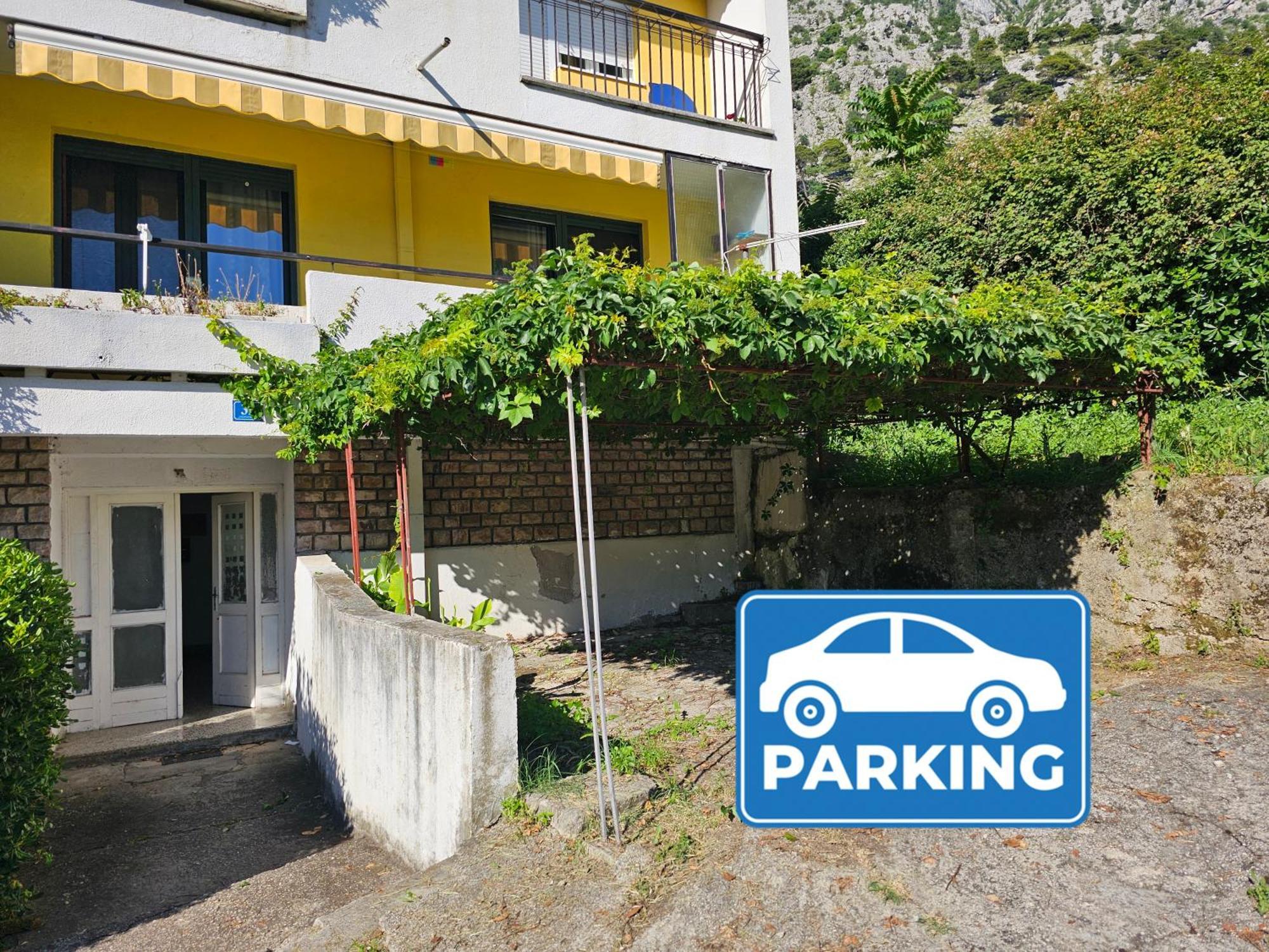 Apartment Luka Kotor Luaran gambar
